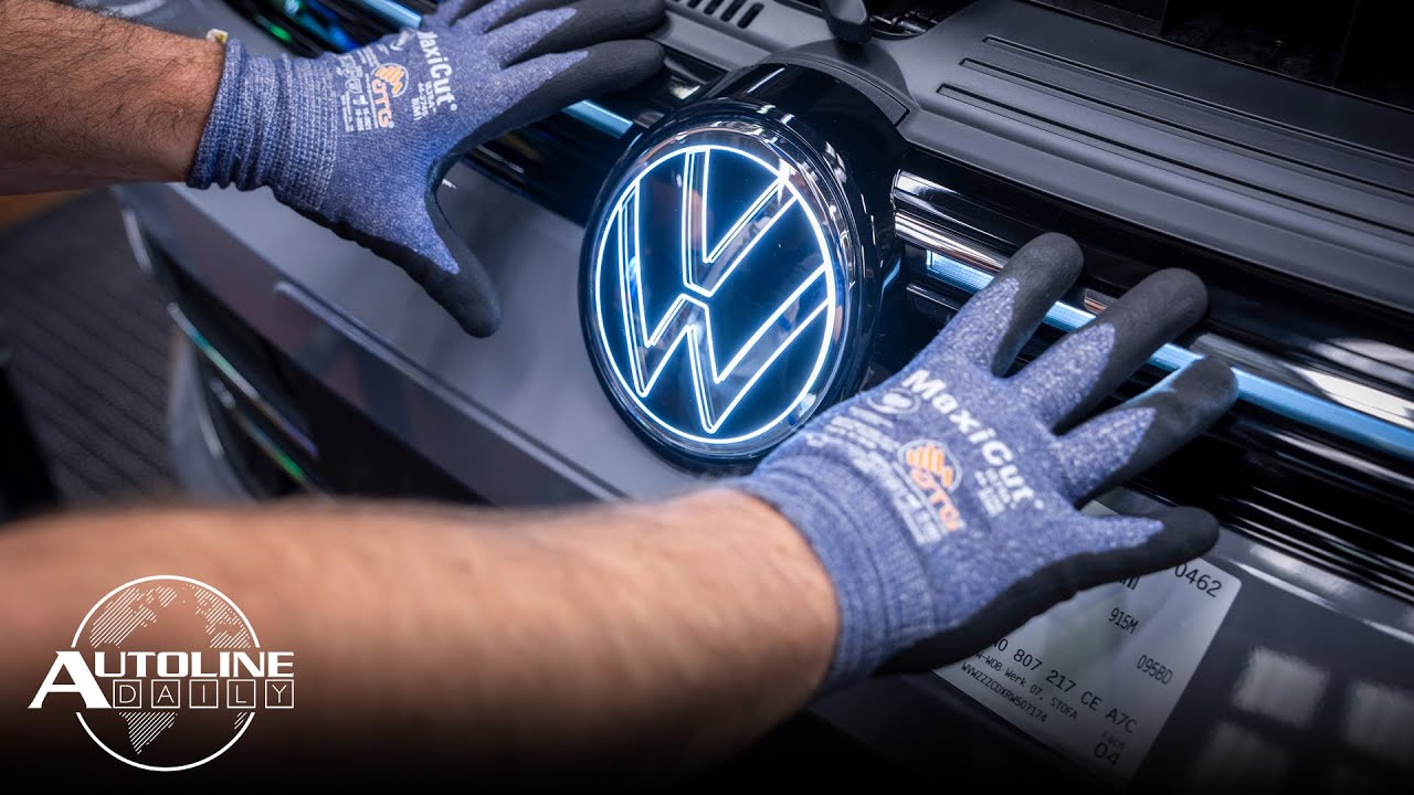 VW Could Cut 30,000 Jobs; Silverado & Tundra Beat Up F-150 & Ram – Autoline Daily 3897 VW Could Cut 30,000 Jobs; Silverado & Tundra Beat Up F-150 & Ram – Autoline Daily 3897